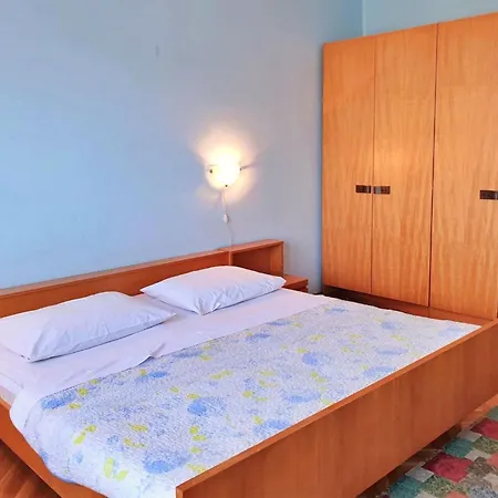 Apartmán Jakominic By Interhome Šilo